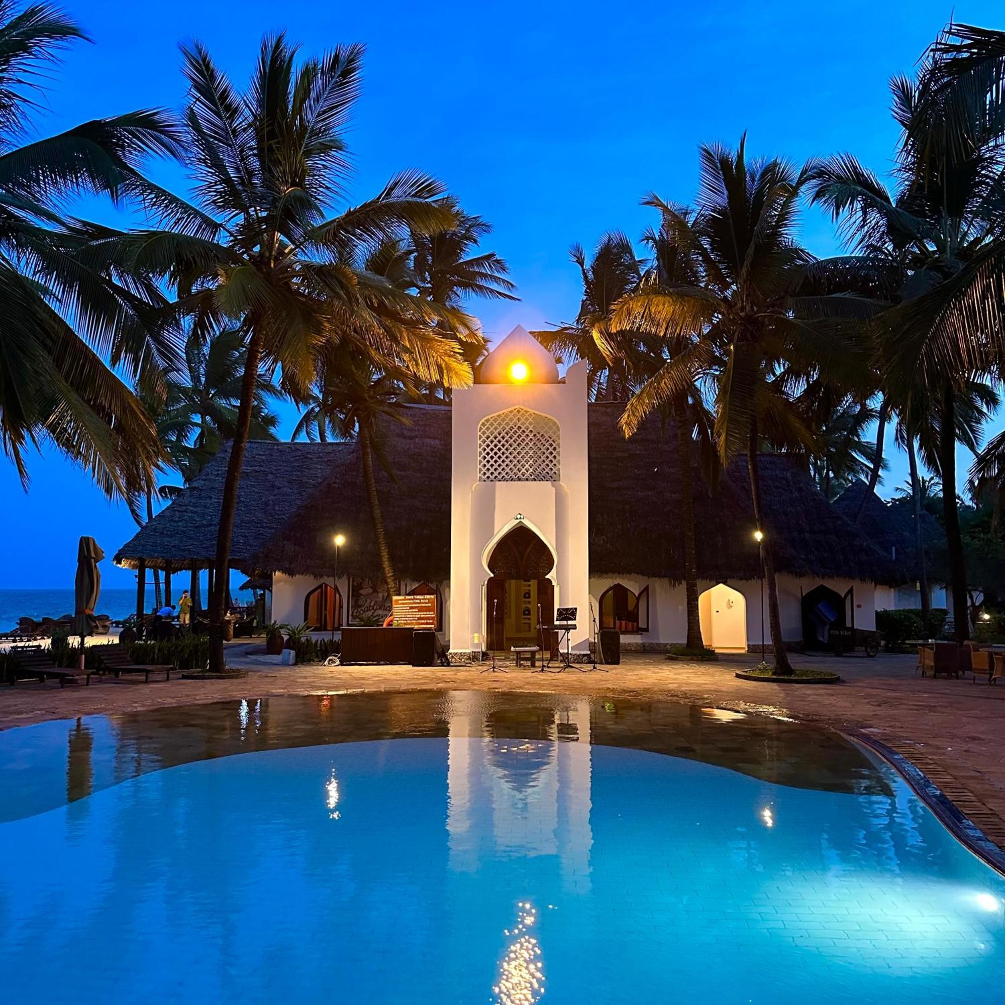 Sultan Sands Island Resort & Spa Кивенгва Экстерьер фото