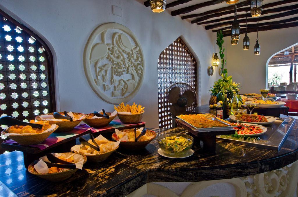 Sultan Sands Island Resort & Spa Кивенгва Экстерьер фото